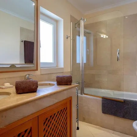 Greice Homes-luxury 2 Bed En-suite South Facing & Golf View Appartement Vilamoura
