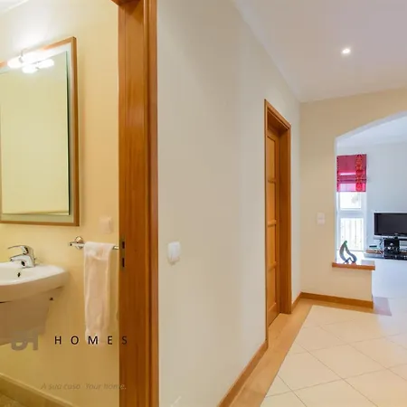 Greice Homes-luxury 2 Bed En-suite South Facing & Golf View Appartement