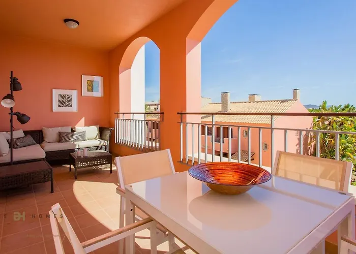 Greice Homes-luxury 2 Bed En-suite South Facing & Golf View Lejlighed Quarteira