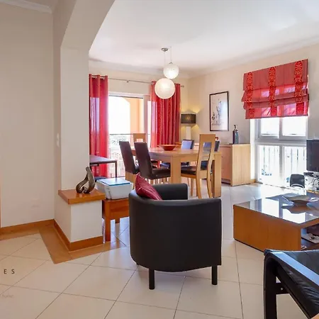 Greice Homes-luxury 2 Bed En-suite South Facing & Golf View Apartamento