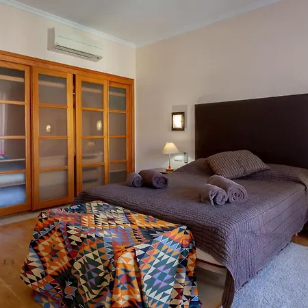Greice Homes-luxury 2 Bed En-suite South Facing & Golf View Apartment Quarteira