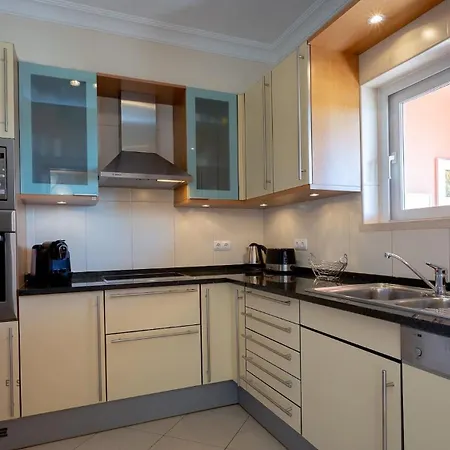 Apartment Greice Homes-luxury 2 Bed En-suite South Facing & Golf View Quarteira
