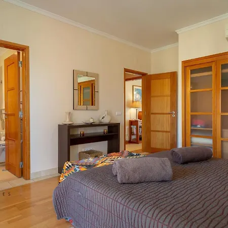 Apartment Greice Homes-luxury 2 Bed En-suite South Facing & Golf View Quarteira