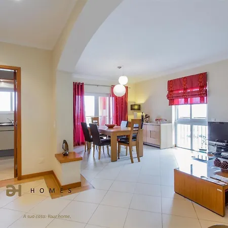 Apartment Greice Homes-luxury 2 Bed En-suite South Facing & Golf View *