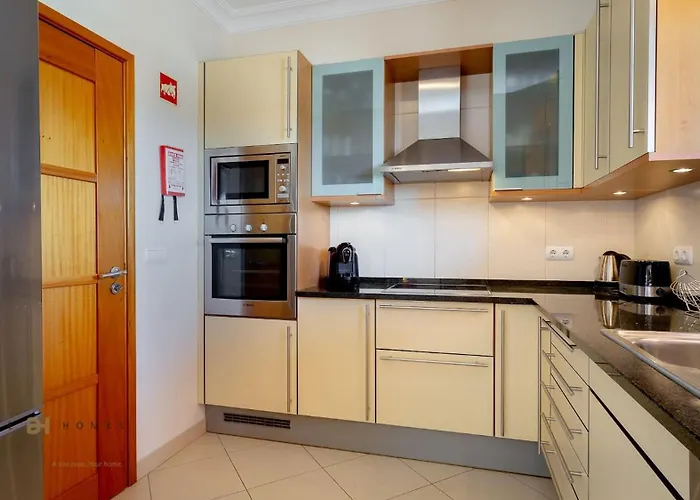 Greice Homes-luxury 2 Bed En-suite South Facing & Golf View 奎特里拉